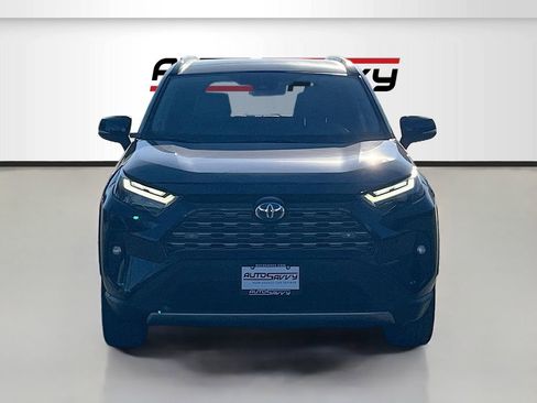 Used 2022 Toyota RAV4 Limited AWD/4WD image 2
