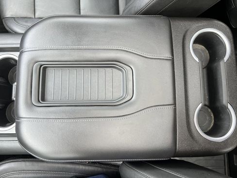 Used 2021 Chevrolet Tahoe Z71 w/ Luxury Package image 35