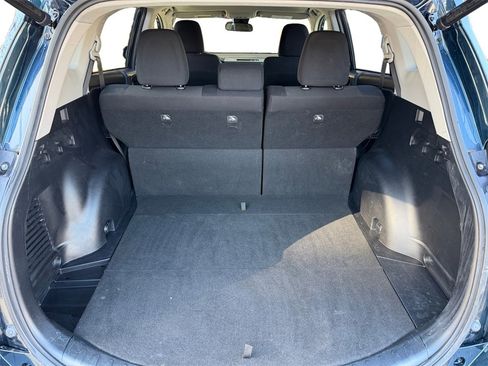 Used 2018 Toyota RAV4 XLE image 21