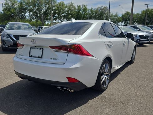 Used 2018 Lexus IS 300 image 8