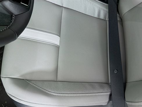 New 2026 Toyota Camry SE image 19