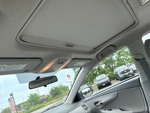 Used 2010 Toyota Corolla LE w/ All Weather Guard Pkg FWD image 9