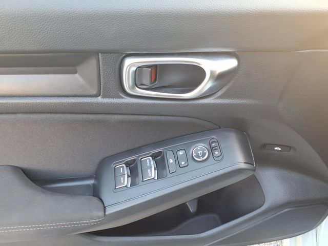 Used 2025 Honda Civic Sport image 11