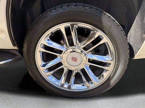 Used 2009 Cadillac Escalade AWD image 17