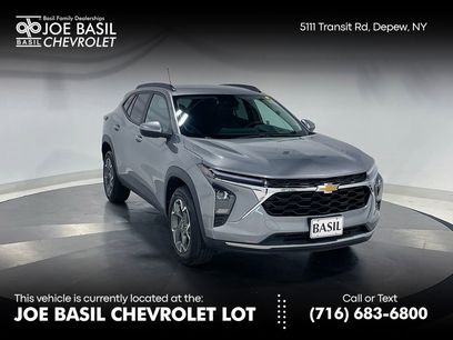 Used 2025 Chevrolet Trax LT w/ LT Convenience Package