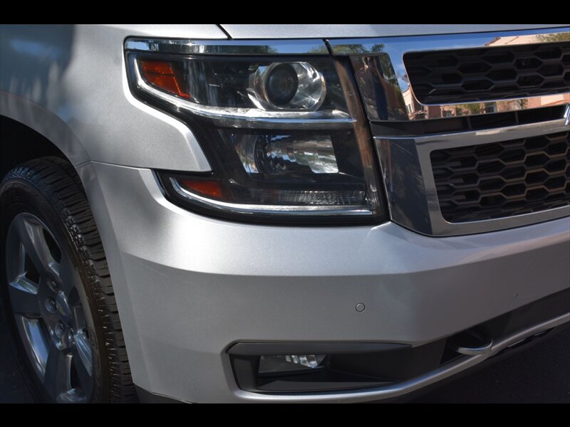 Used 2018 Chevrolet Tahoe LT w/ Luxury Package RWD image 45