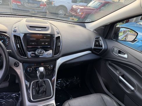 Used 2013 Ford Escape SEL FWD image 25