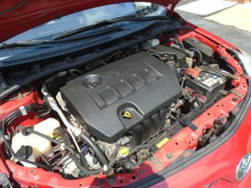 Used 2012 Toyota Corolla LE FWD image 19