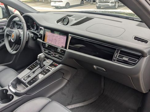 New 2026 Porsche Macan AWD/4WD image 26