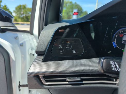 New 2026 Volkswagen Golf AWD/4WD image 20