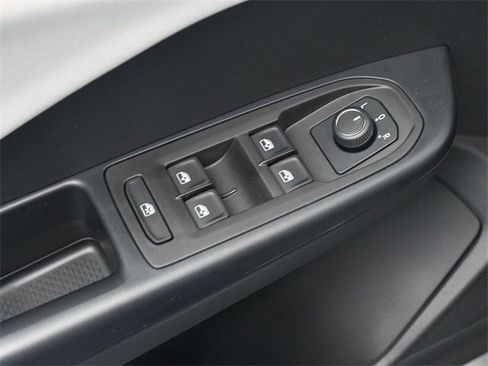 New 2025 Volkswagen Taos S image 13