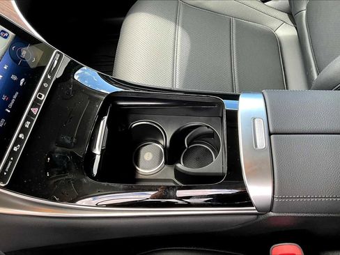 New 2025 Mercedes-Benz GLC 350e GLC 350e image 19