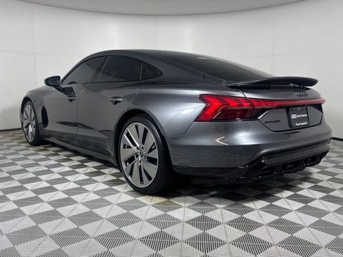Used 2022 Audi e-tron GT Prestige w/ Prestige Package image 5