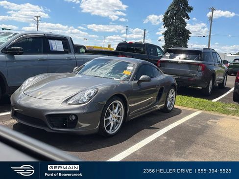 Used 2016 Porsche Cayman RWD image 1