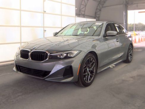 Used 2026 BMW 330i Sedan RWD image 1