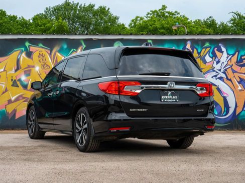 Used 2018 Honda Odyssey Elite image 10