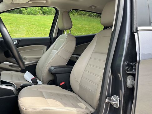 Used 2021 Ford EcoSport Titanium FWD image 10