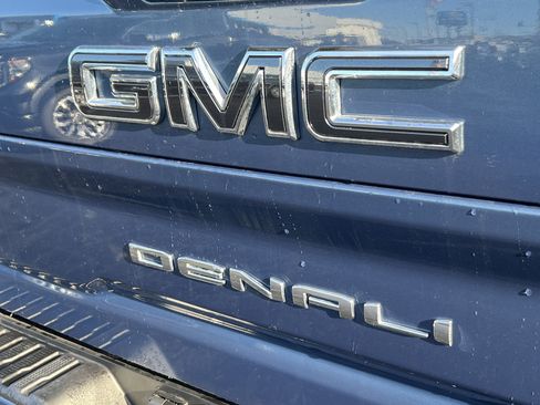 Used 2025 GMC Sierra 3500 Denali Ultimate image 8