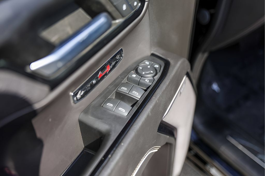 Used 2023 GMC Sierra 1500 AT4X AWD/4WD image 25