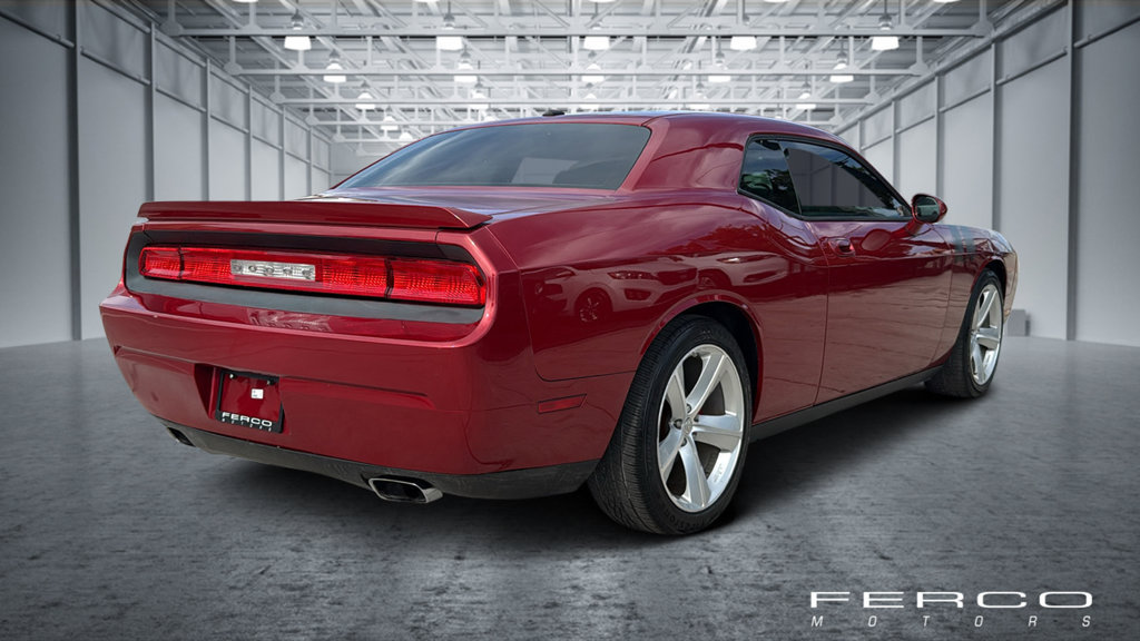 Used 2009 Dodge Challenger R/T RWD image 5