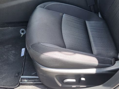 Used 2025 Nissan Altima 2.5 SV FWD image 24