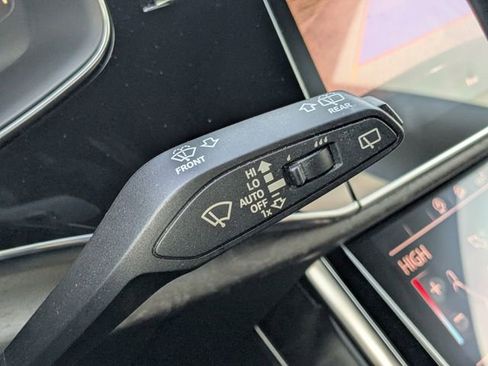 Used 2019 Audi Q8 Premium w/ Convenience Package image 28