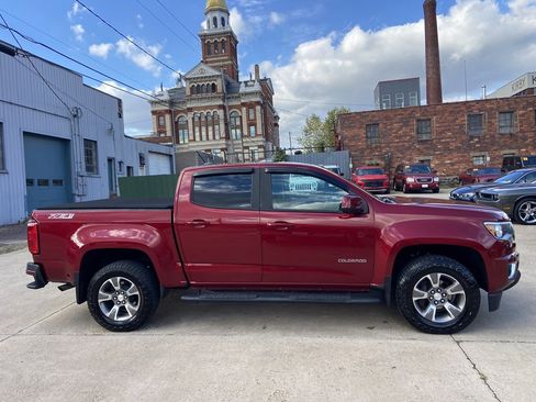 Used 2018 Chevrolet Colorado Z71 image 9