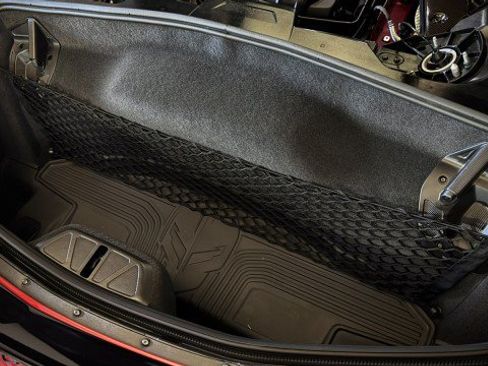 Used 2024 Chevrolet Corvette Stingray Premium Cpe w/ Z51 Performance Package RWD image 33