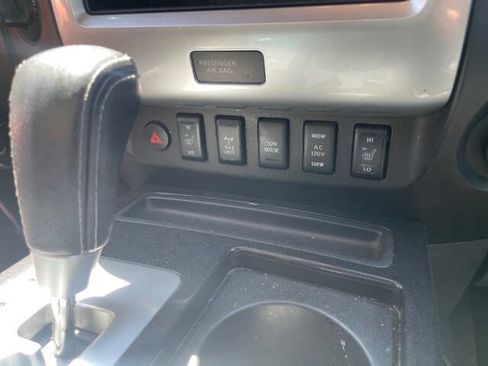 Used 2015 Nissan Titan PRO-4X w/ Pro-4x Luxury Package AWD/4WD image 16