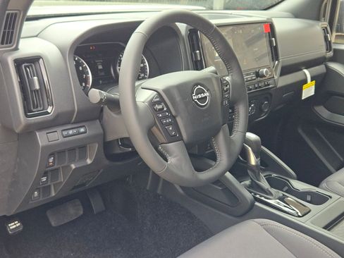 New 2026 Nissan Frontier SV RWD image 10
