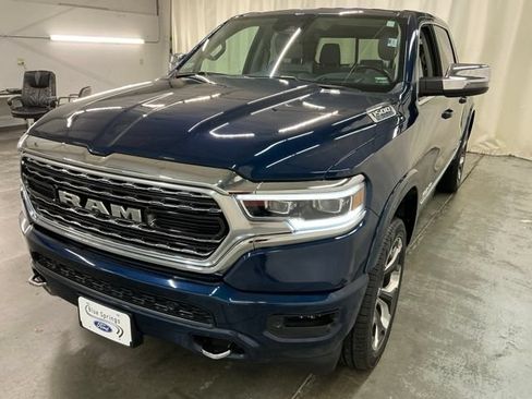 Used 2024 RAM 1500 Limited AWD/4WD image 11