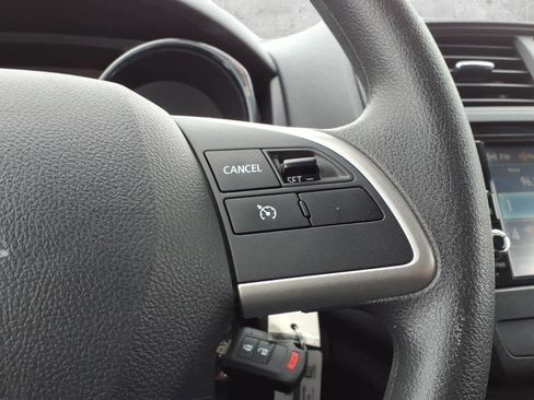 Used 2025 Mitsubishi Outlander Sport ES image 21