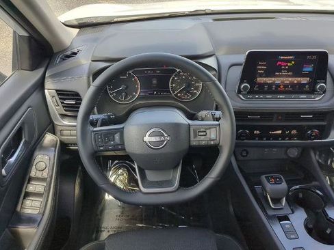 Certified 2026 Nissan Rogue SV image 16