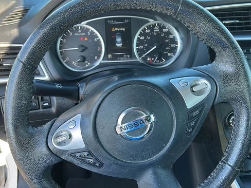 Used 2017 Nissan Sentra SV FWD image 11