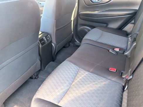 Certified 2020 Nissan Rogue SV FWD image 15
