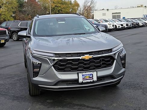 New 2025 Chevrolet Trax LT w/ Driver Confidence Package image 7