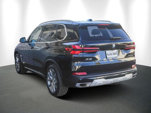 Certified 2024 BMW X5 xDrive40i w/ Premium Package image 4