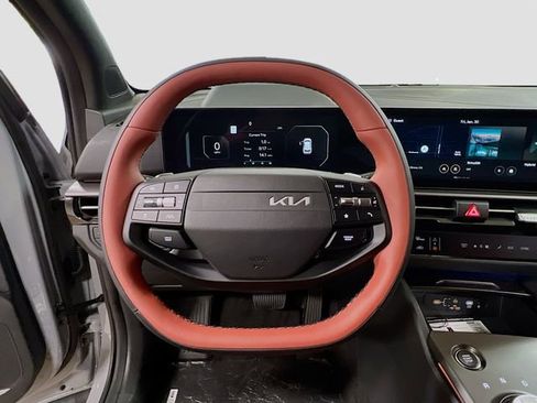 New 2026 Kia Sportage SX Prestige image 11