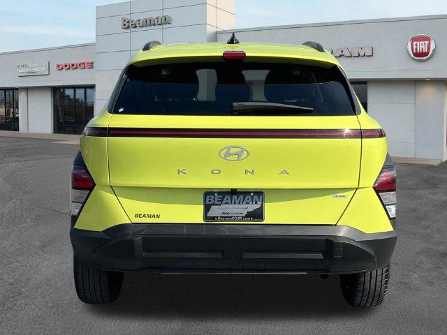 Used 2025 Hyundai Kona SEL AWD/4WD image 6