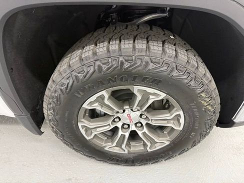 New 2026 GMC Sierra 1500 Pro w/ Pro Value Package image 4