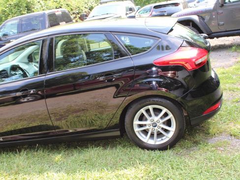 Used 2016 Ford Focus SE image 10