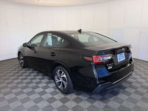 Used 2023 Subaru Legacy Premium image 7