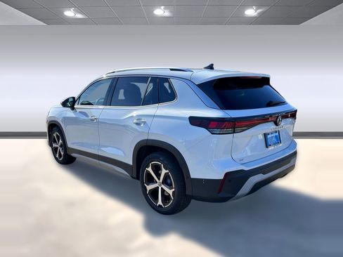 New 2026 Volkswagen Tiguan SE FWD image 3