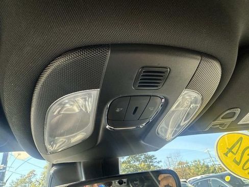 Used 2024 Jeep Compass Latitude image 27