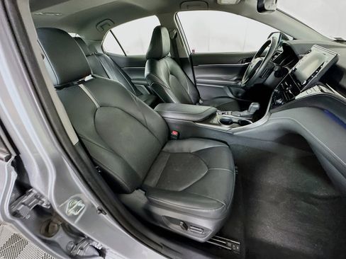 Used 2024 Toyota Camry XSE image 29