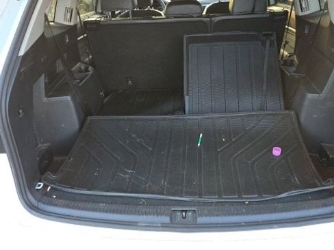 Used 2021 Volkswagen Atlas SE image 24