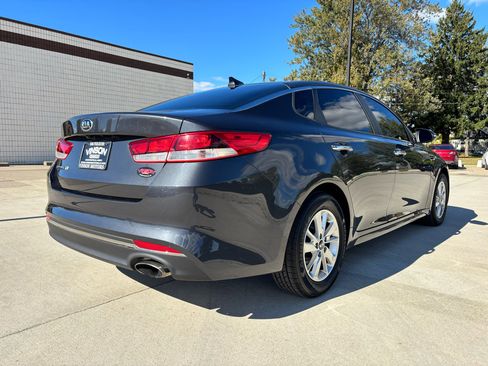 Used 2017 Kia Optima LX image 7