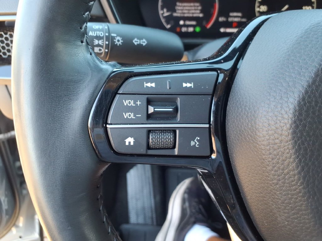 Used 2023 Honda CR-V EX-L image 31