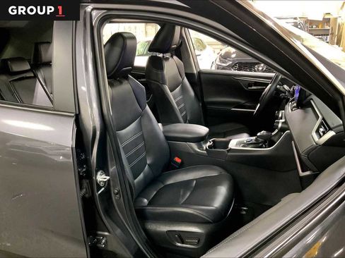 Used 2024 Toyota RAV4 Limited image 8