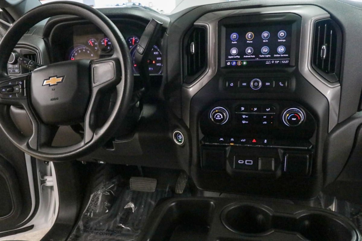 Used 2023 Chevrolet Silverado 1500 Custom AWD/4WD image 16